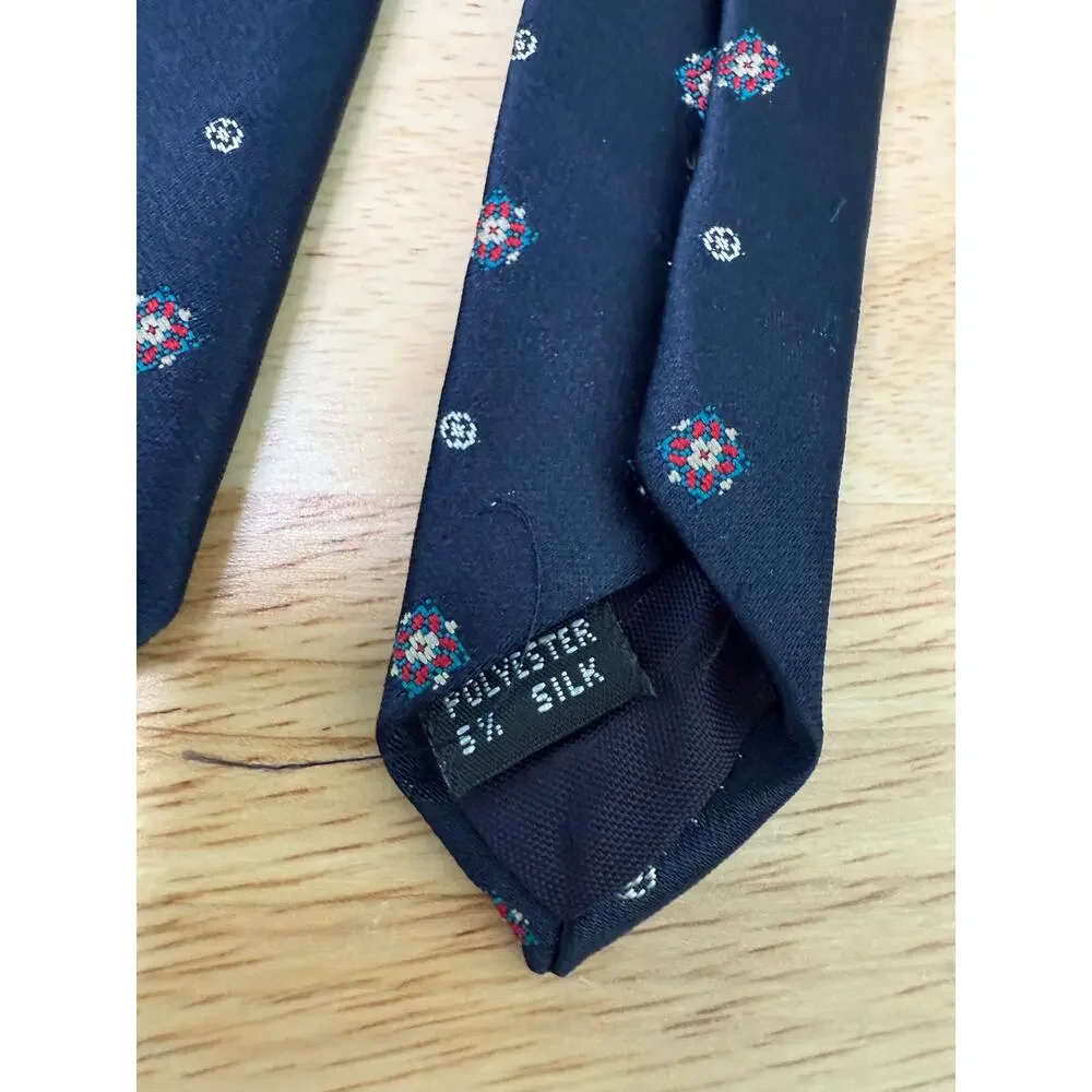 Gian Paolo Italy Men's Neck Tie Navy Blue Red Geometric